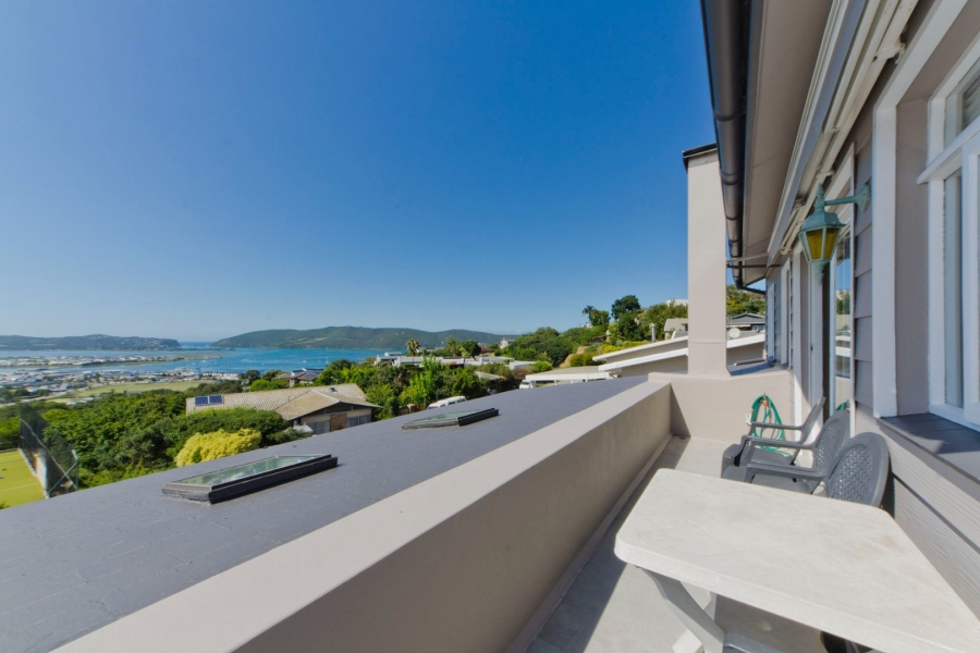 4 Bedroom Property for Sale in Heuwelkruin Western Cape